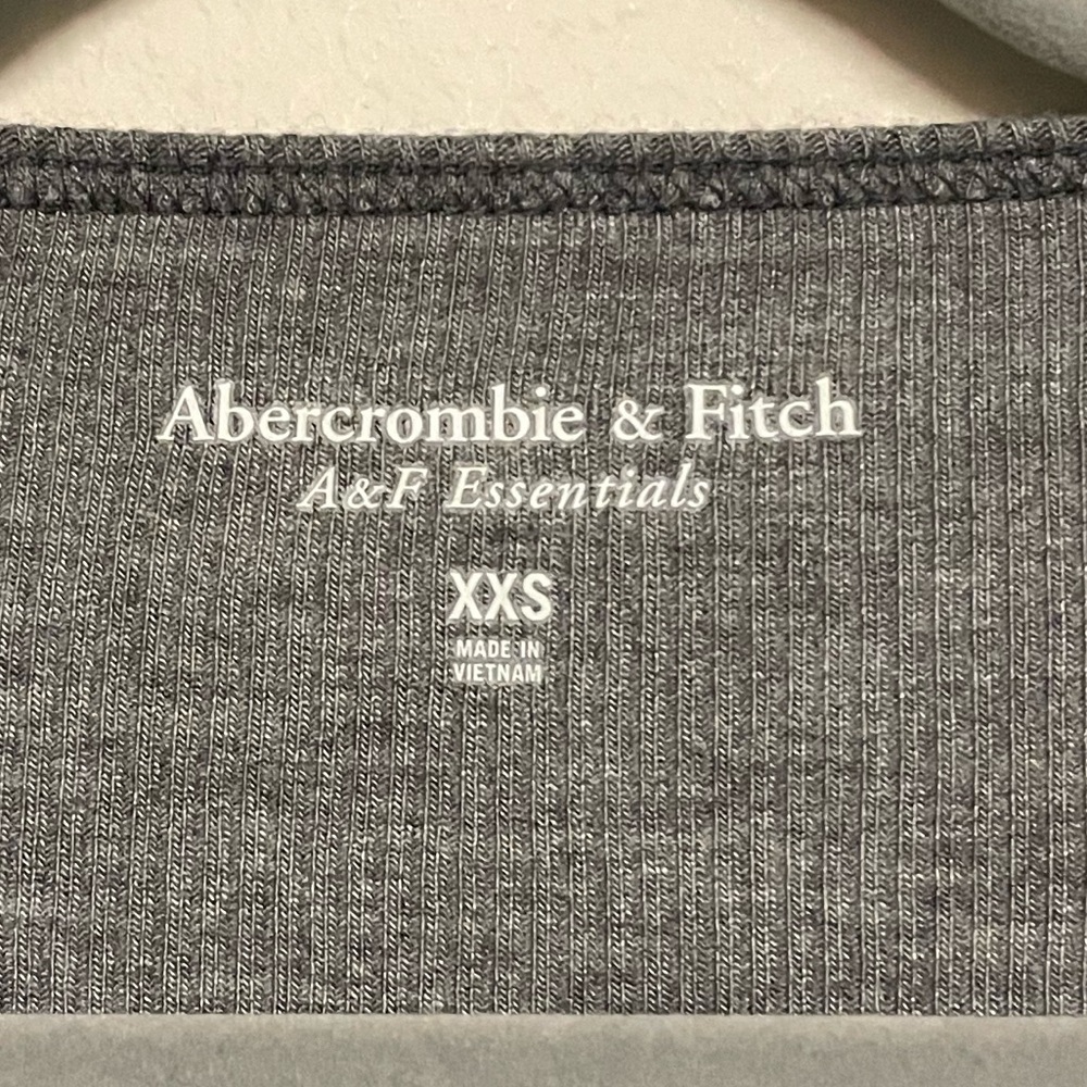 Abercrombie Long Sleeve Tee - Picture 3 of 3